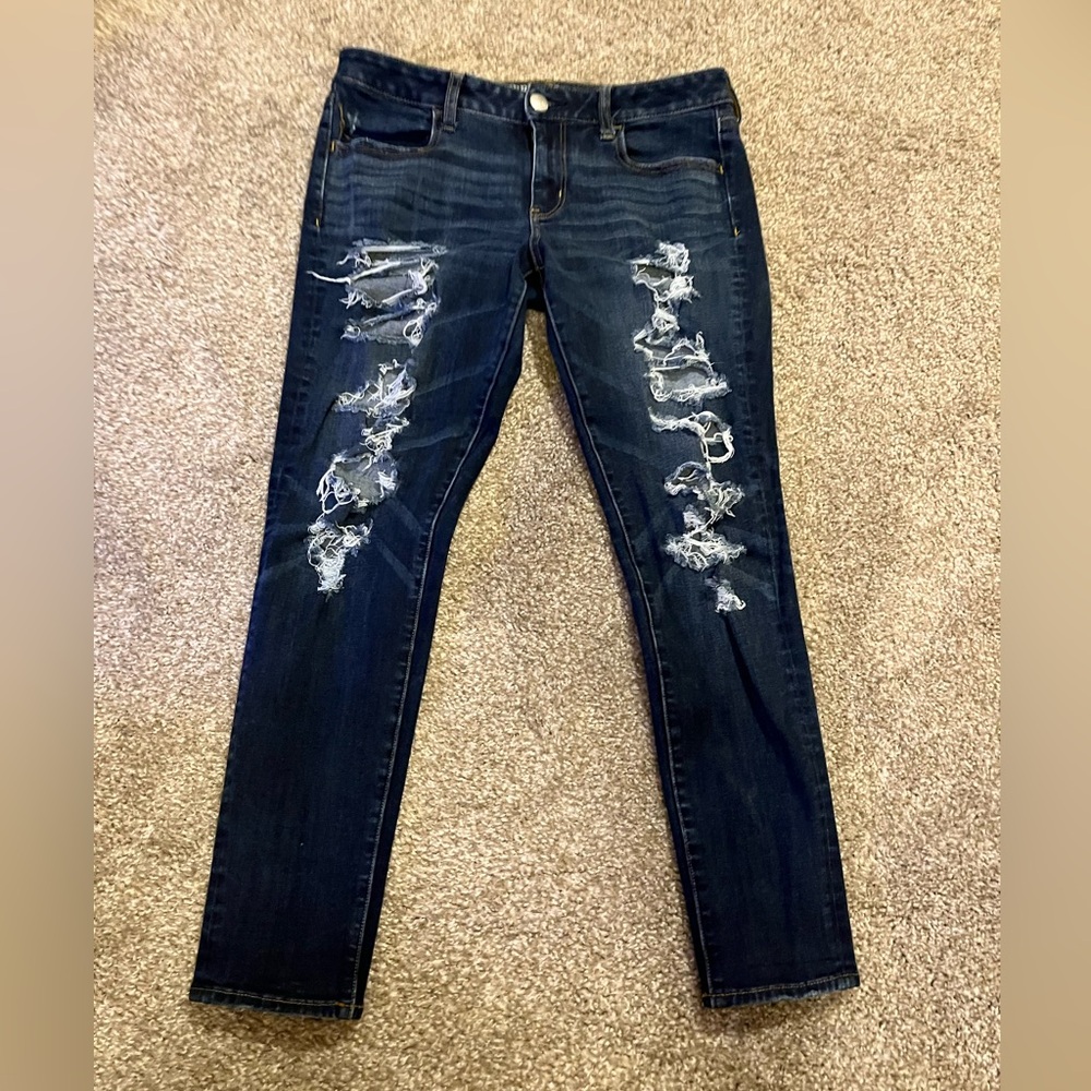 Americaj Eagle outfitters women distressed skinny jegging jeans size 10